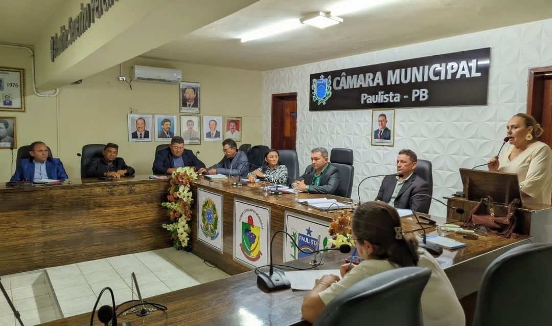 Câmara de Paulista aprova abono-FUNDEB e crédito especial para Assistência Social